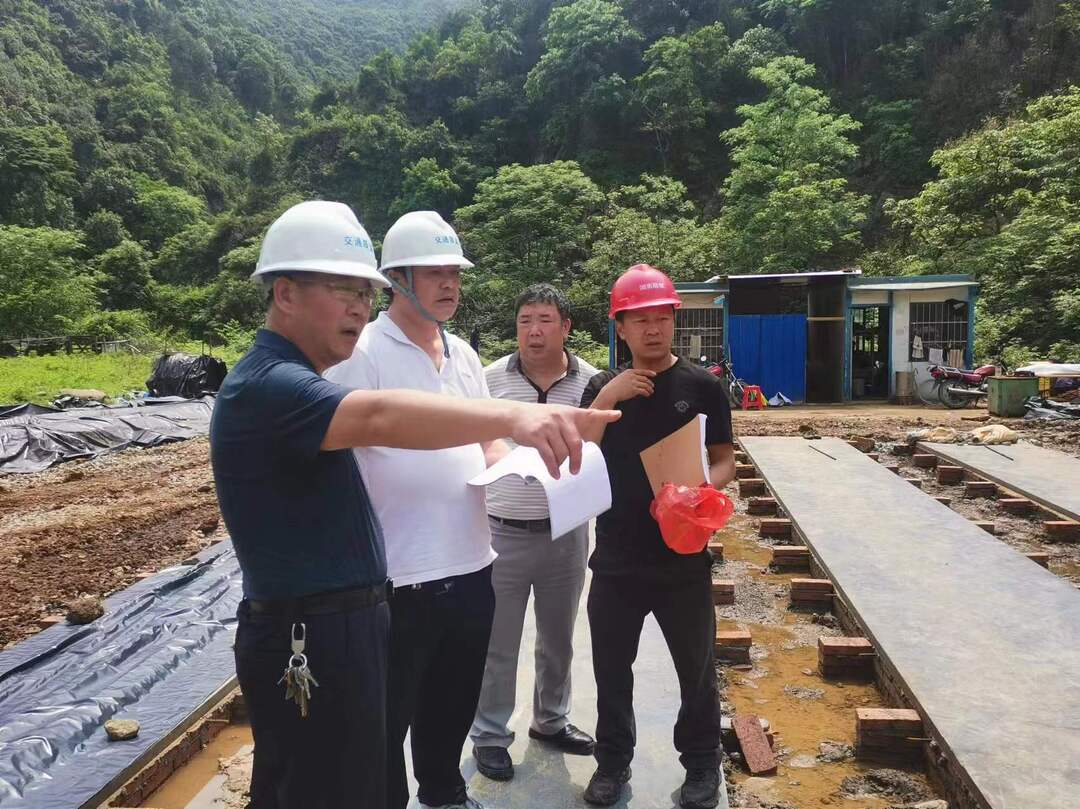 县交通质监站开展“五一”节前专项检查