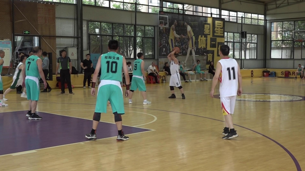 县交通系统第四届“湘交杯”篮球赛火热开赛