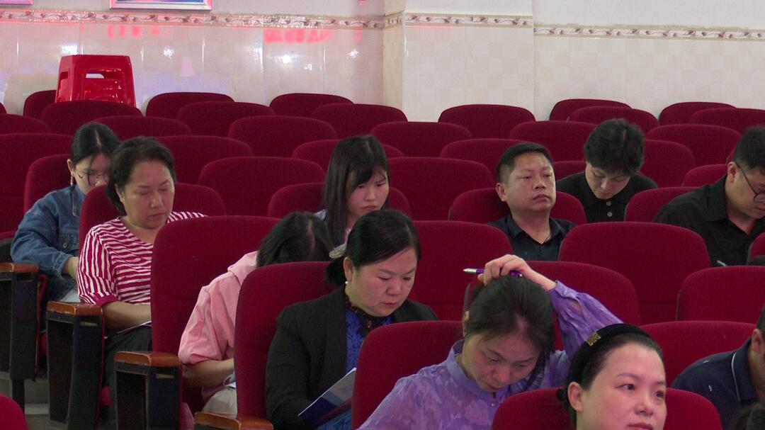 我县举行2024年“国培计划”（c1031）教师培训师研修项目线下集中培训