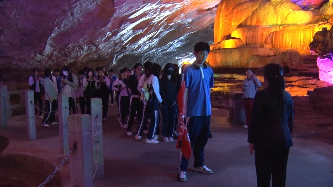 深圳研学团队走进自然生态 感受人文之光