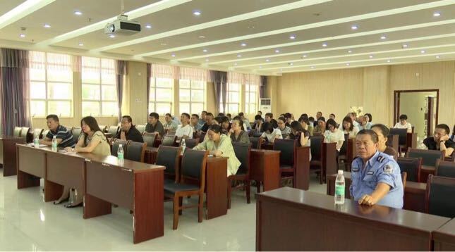 县融媒体中心开展消防安全培训演练活动