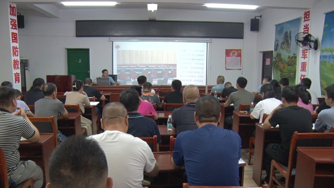 县委讲师团到荷叶镇开展习近平总书记考察湖南重要讲话和指示精神宣讲活动