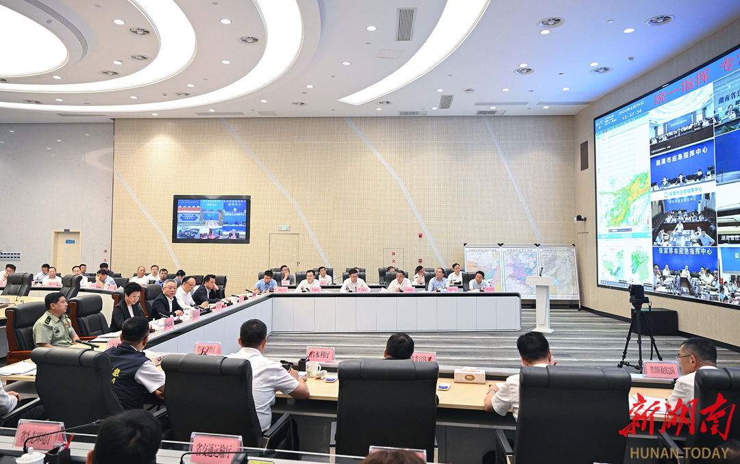 沈晓明：把防汛抗灾作为当前压倒一切的重要任务