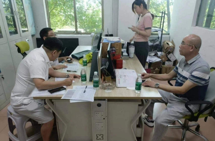 桂阳高新区深入企业推进工会组建工作