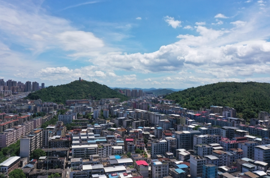 巴黎奥运会进入倒计时  桂阳籍举重运动员专注备战