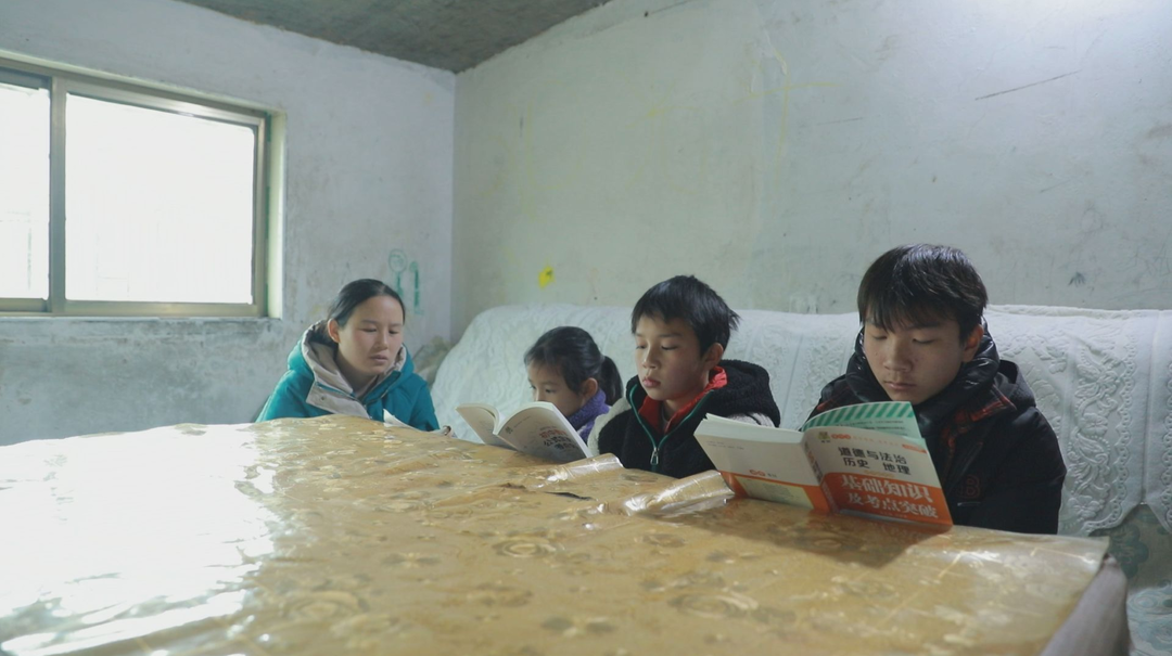 第二届桂阳县道德模范人物展播|邓喜忠：纵身一跃 勇救落水儿童