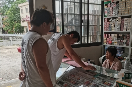 塘市镇：通讯录“小贴纸”，干群关系大“纽带”