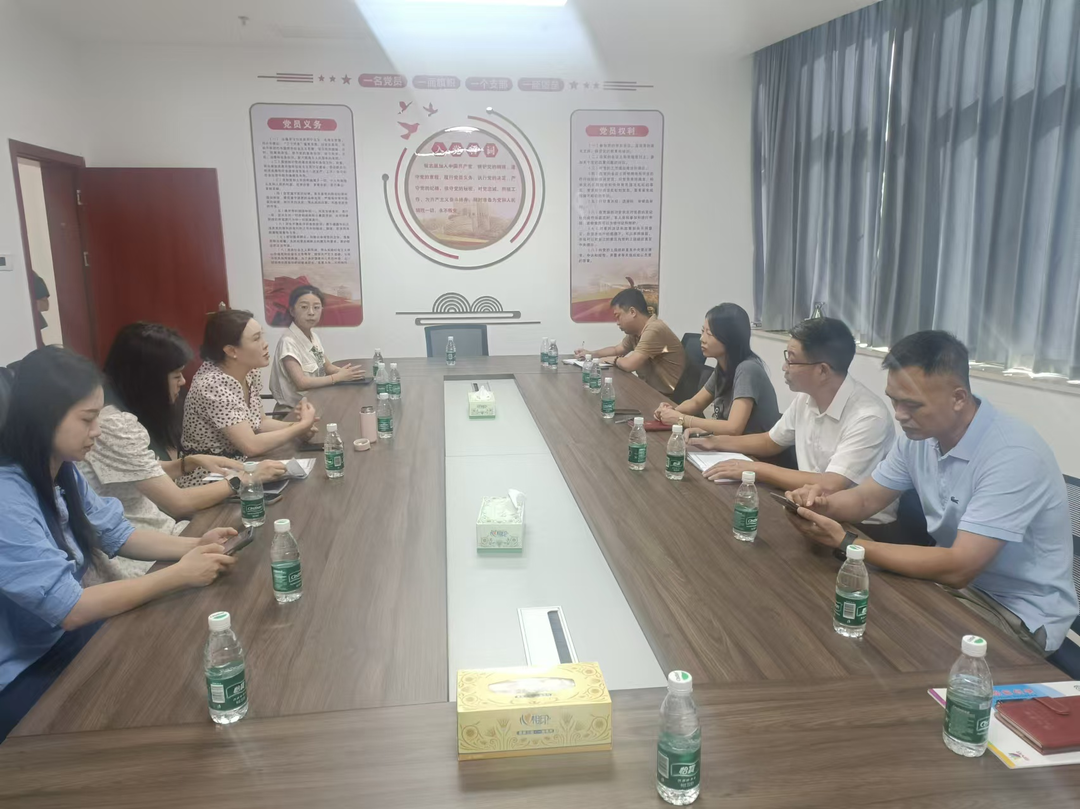 桂阳高新区赴郴州经开区学习考察创业企业孵化工作