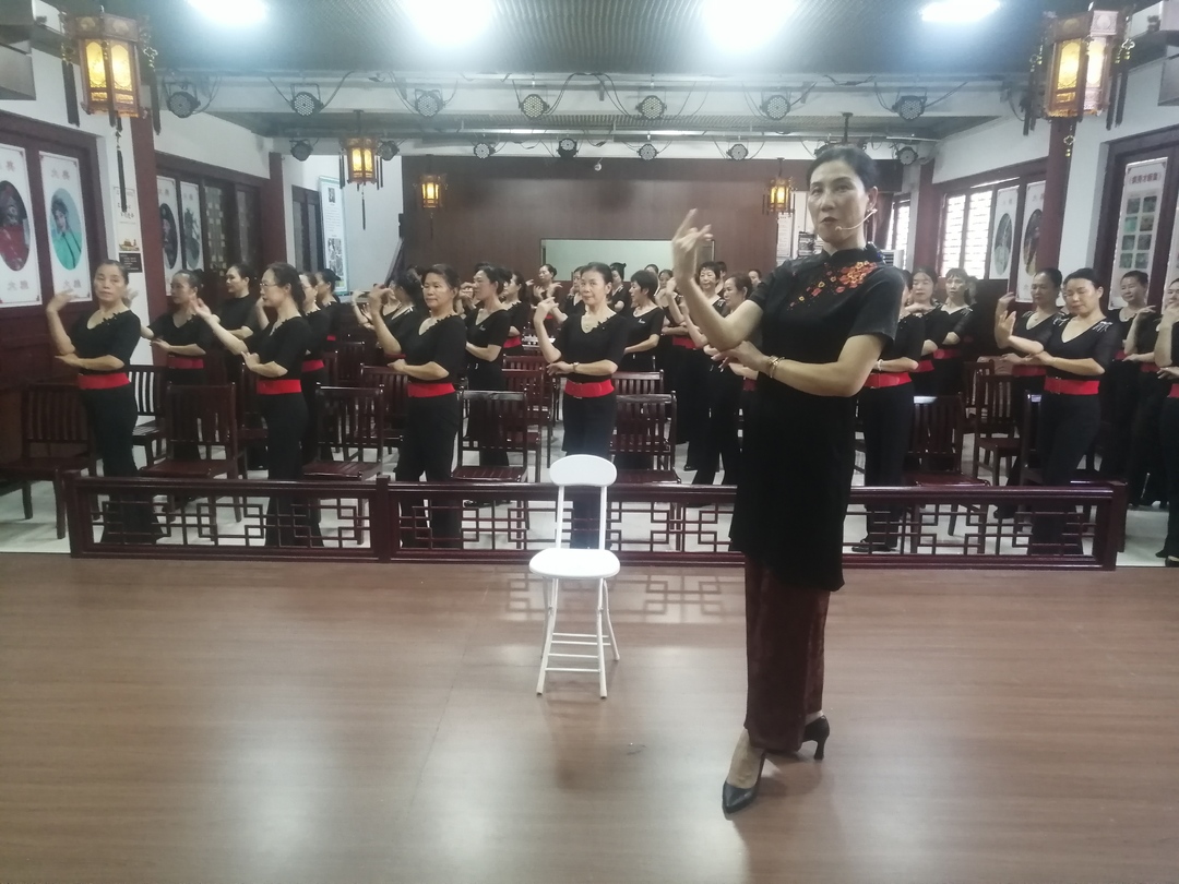 桂阳县形体礼仪秋季公益课堂开学