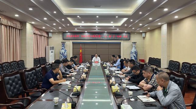 【快讯】县政府办机关一支部开展9月份主题党日暨“一月一课一片一实践”活动