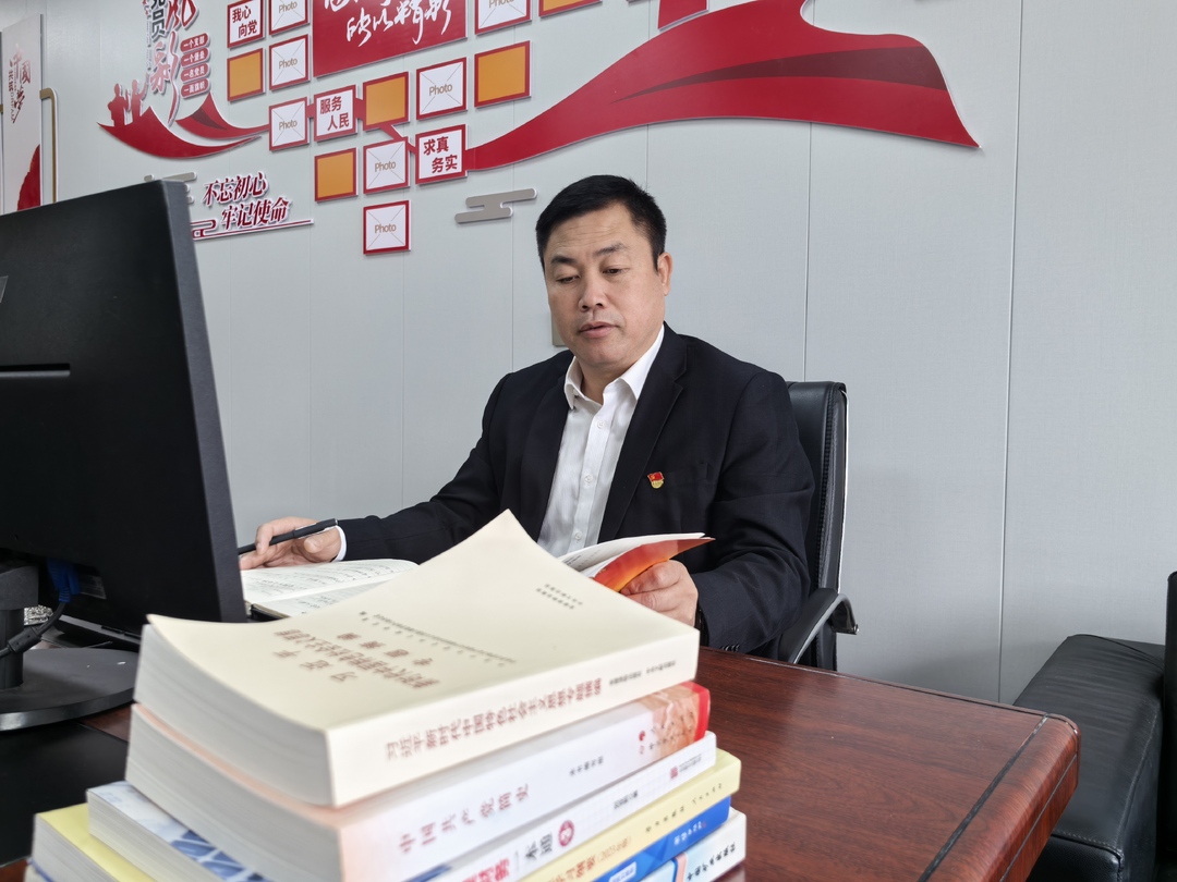 人大代表风采｜欧阳大治：尽职履责 心系民生