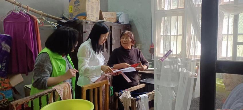 太和镇：开展重阳节慰问百岁老人活动