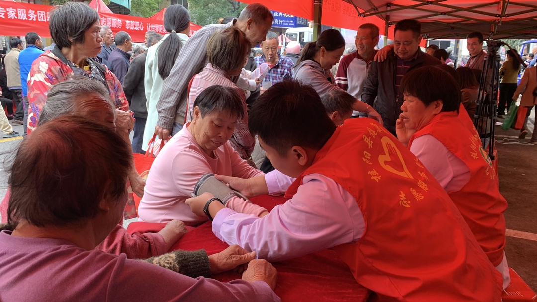 我县启动2024年文化科技卫生“三下乡”集中示范活动