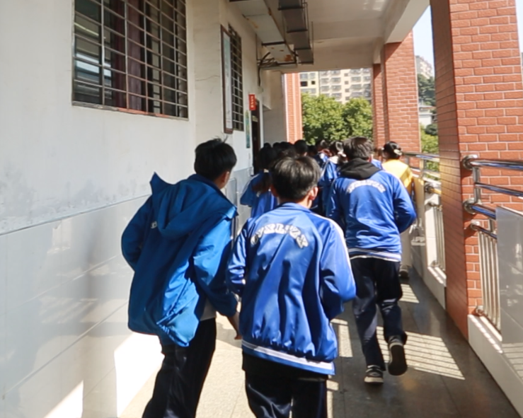 湖南省防空警报统一试鸣日 | 防空袭疏散演练进校园  共同筑牢安全屏障