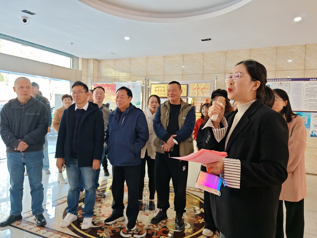 全省网络名人“百村千品富万家郴州行”网络主题宣传活动走进桂阳