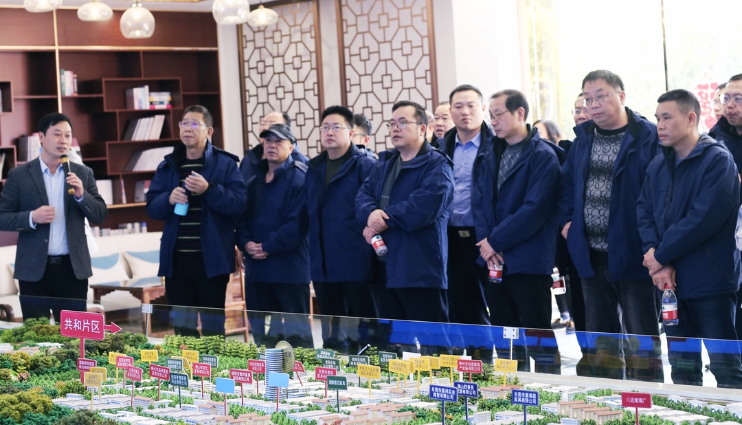 县委党校组织学员学习考察产业园 增强服务发展自觉性