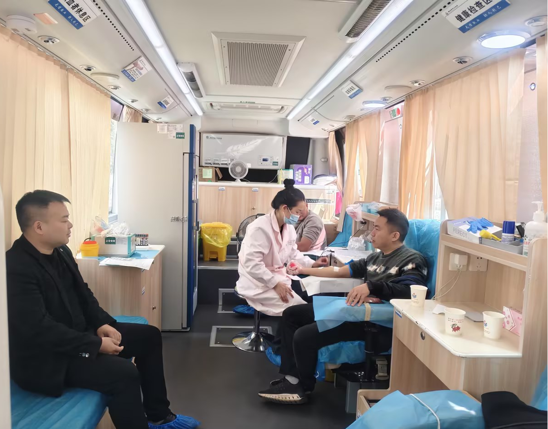 雷坪镇：热血汇聚乡土情 爱心点亮生命灯