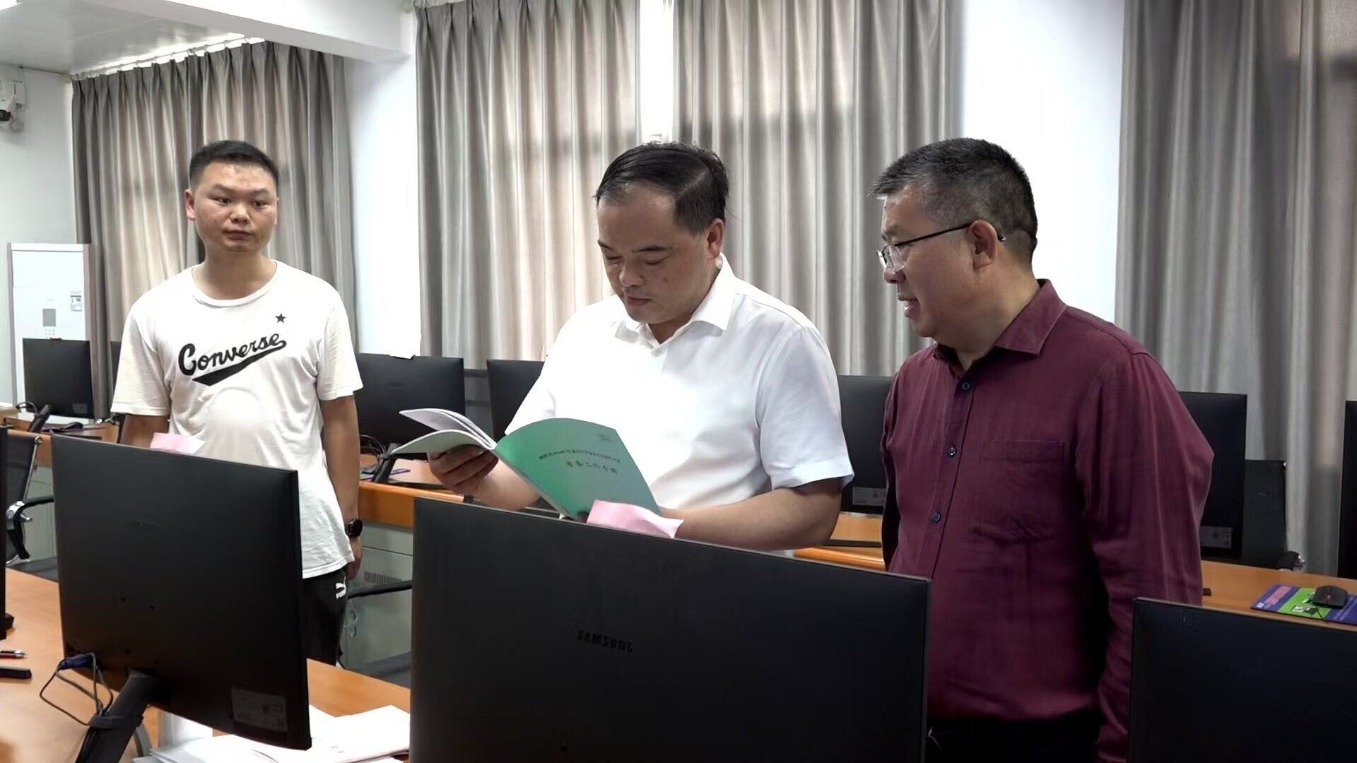 李志强调研2025年高考、学考准备和学校安全工作暨督导食品安全“两个责任”落实情况