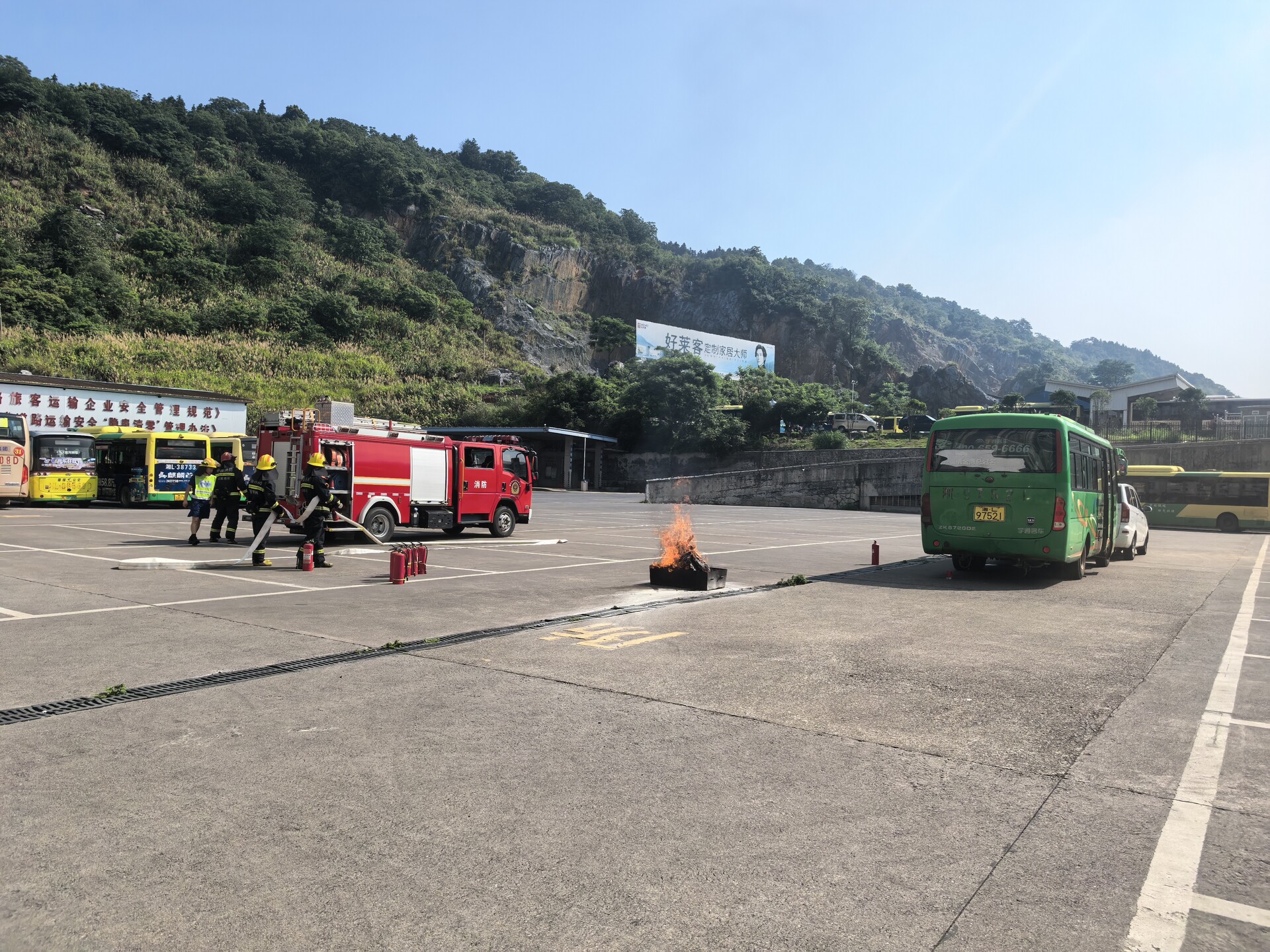 安全生产在线丨我县开展道路运输交通事故应急救援演练
