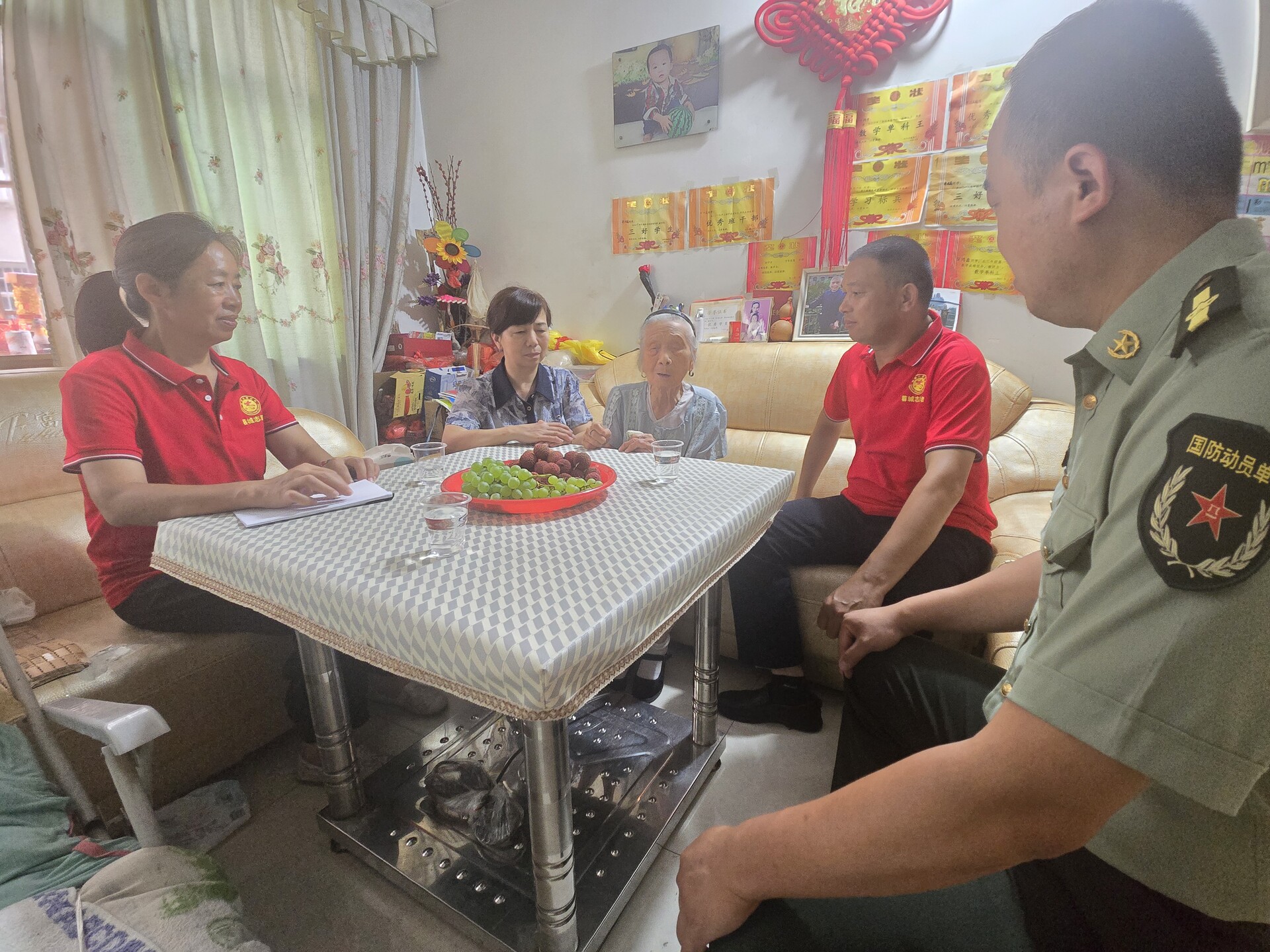 庆七一 | 县人武部开展“致敬老兵·情暖党员”建党节慰问活动