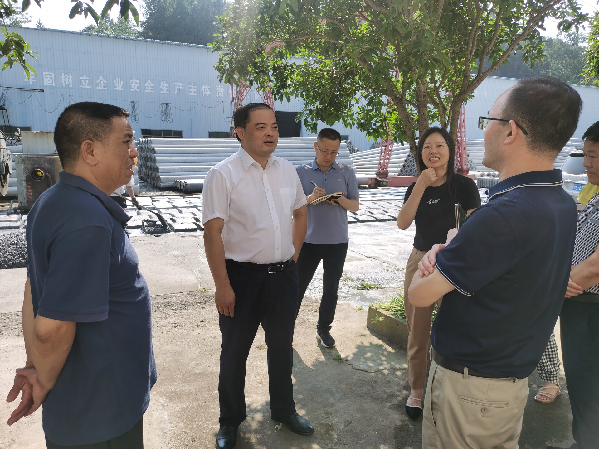 李志强到桂阳高新区现场办公