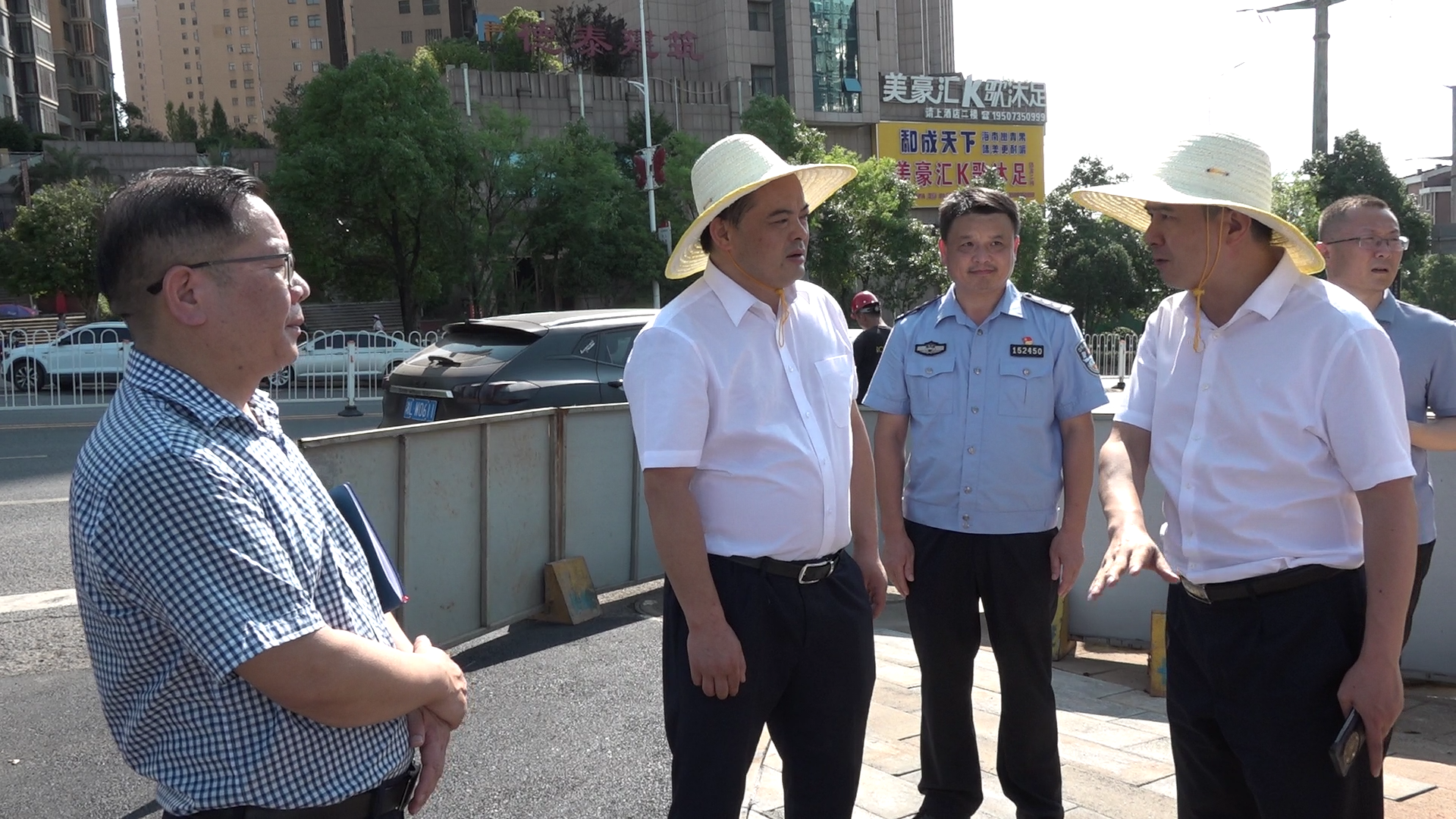 李志強(qiáng)調(diào)研“郴品郴味 桂山桂水”湖南省和美鄉(xiāng)村籃球大賽（村BA）安保工作