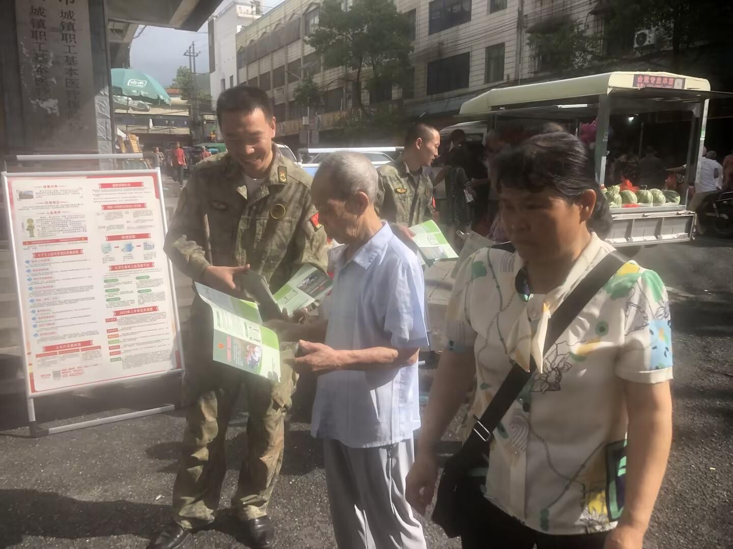荷叶镇：“管”字谋划、“实”字落笔，  推动党管武装落地见效