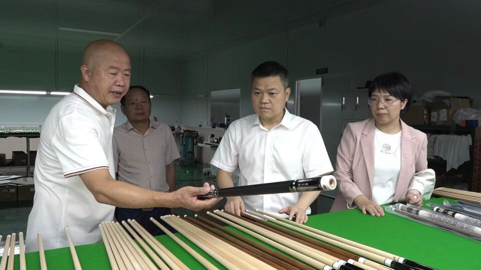 【快讯】巫初华调研企业发展和安全生产等工作