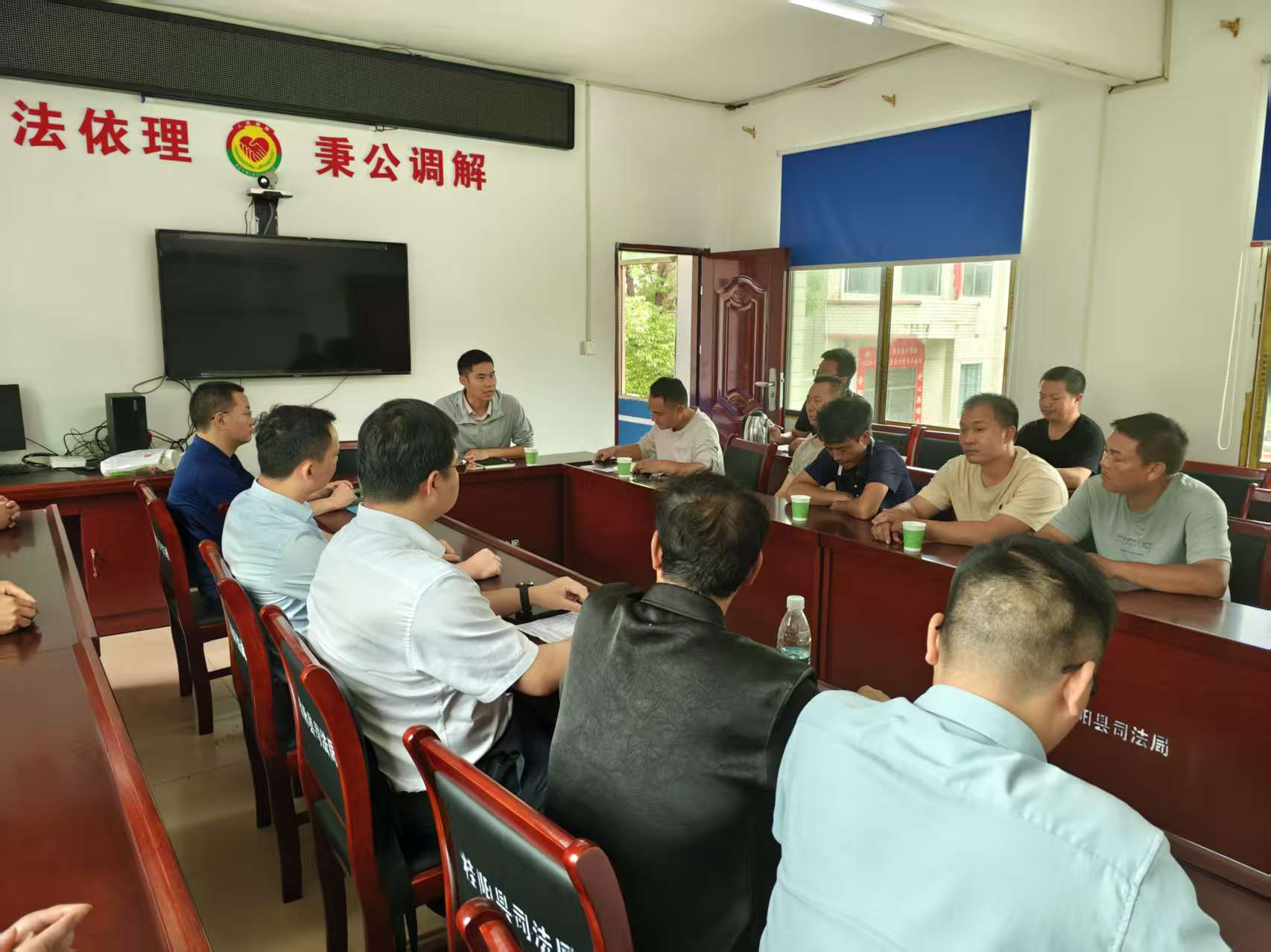 四里镇调委会：巧解“下马石”纠纷 柔性调解促和谐