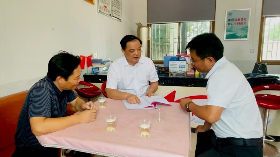 李志强督导巩固拓展脱贫攻坚成果同乡村振兴有效衔接工作