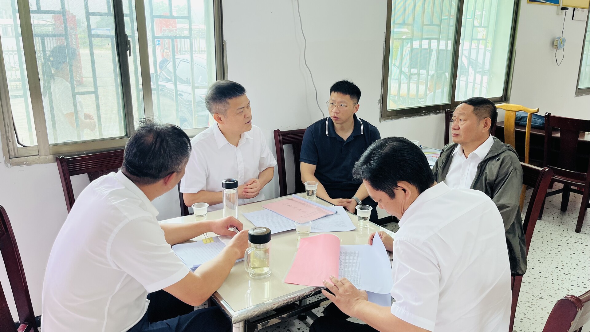 巫初华督导检查巩固拓展脱贫攻坚成果同乡村振兴有效衔接工作