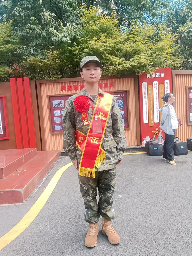 莲塘镇：兄弟接力赴军营青春热血践初心