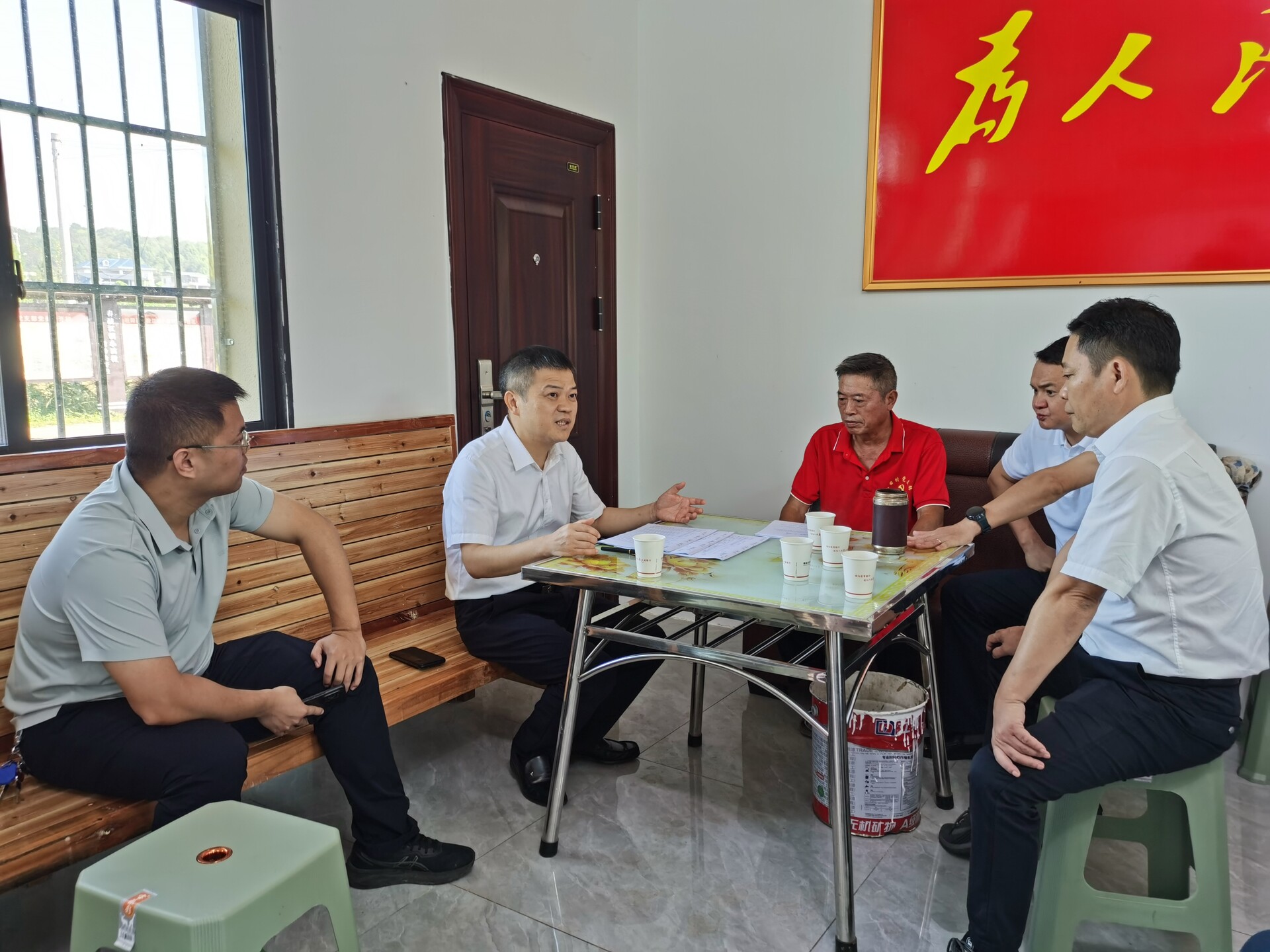 巫初华调研“巩拓”暨人居环境整治工作