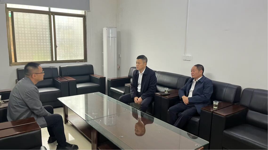 巫初华调研督导安全生产、社会稳定、值班值守等当前重点工作