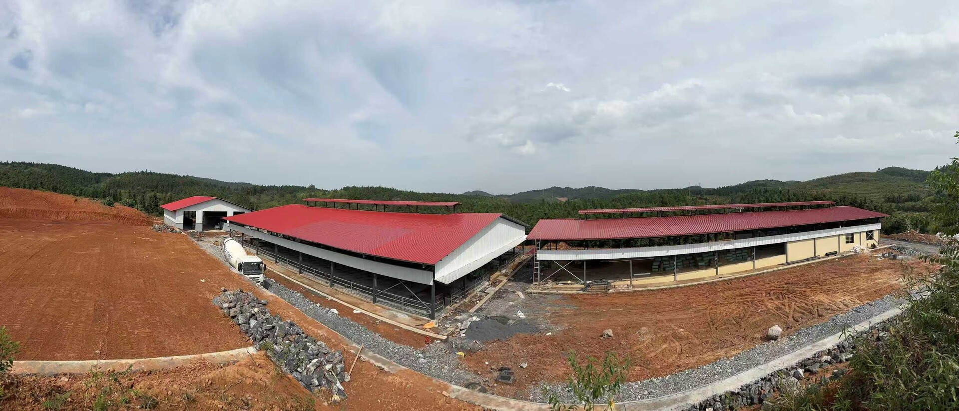 践初心 办实事｜方元镇谷田村：以工代赈项目火热推进 家门口就业增收两不误