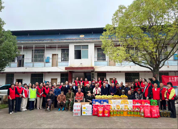 桂阳农商银行：重阳敬老情 农商暖人心