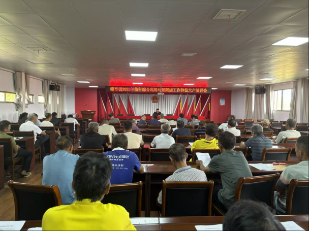 塘市镇：多措并举织密秸秆禁烧网，人防技防共守蓝天净土安