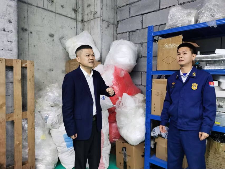 巫初华督导检查矿山（尾矿库）安全生产暨城市消防安全工作