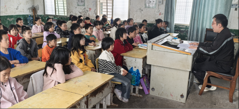 四里司法所：法治进校园 共筑安全防线