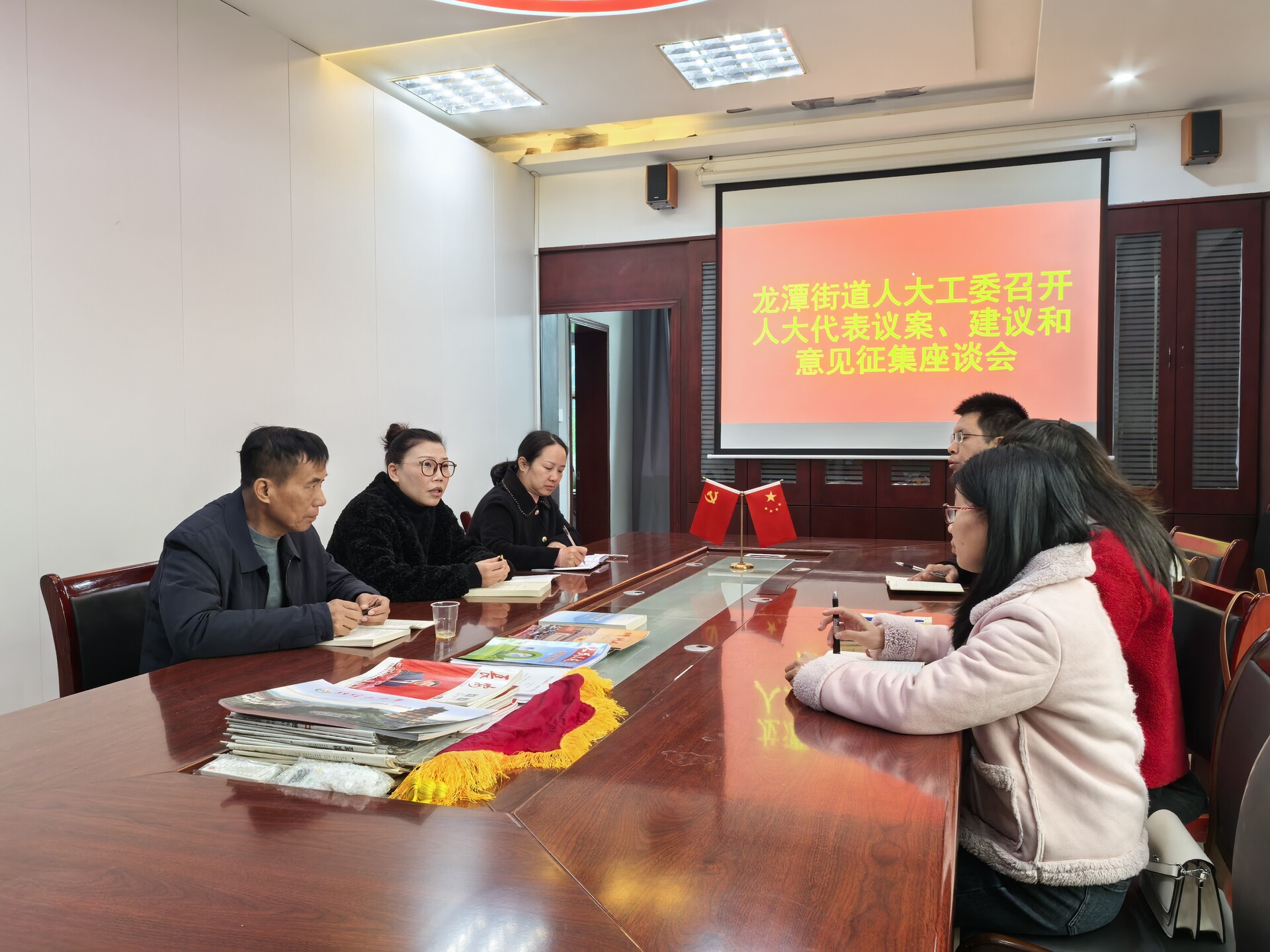 人大代表风采丨龙华丽：三十载扎根基层  把民意写进履职答卷