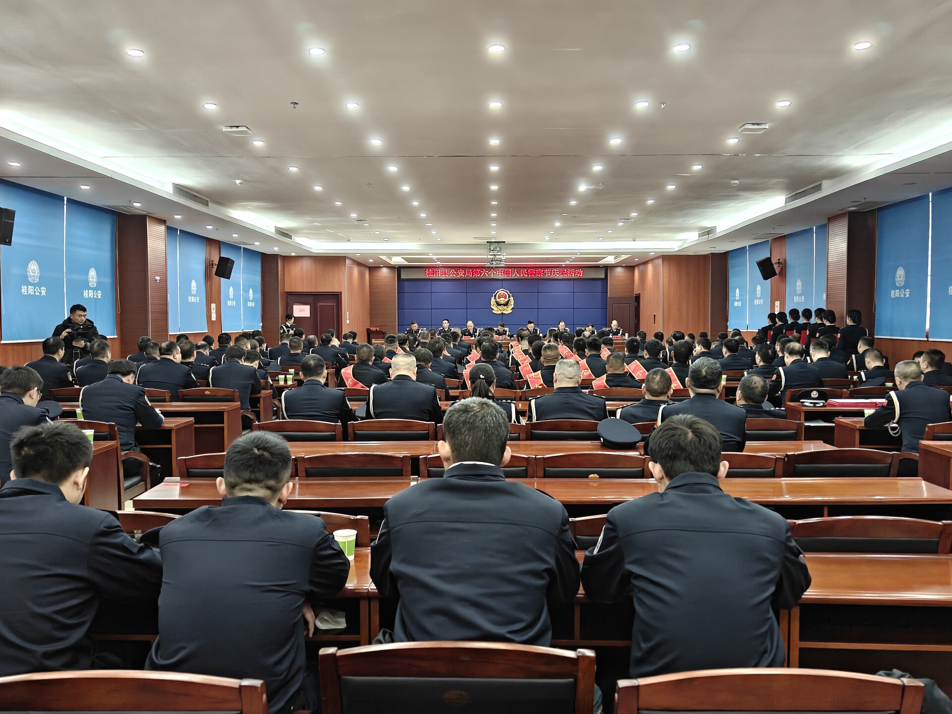 我县举行2026年中国人民警察节系列活动