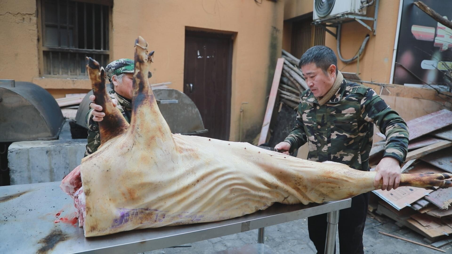新春走基层︱年味记忆：  圆子肘香醉乡韵