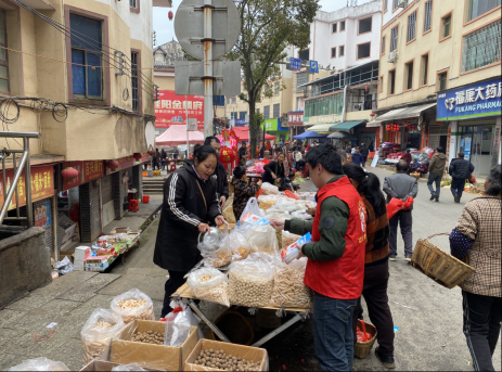 和平镇开展2026年春节前夕平安法治宣传活动