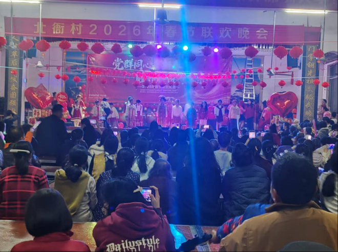 洋市镇：党群同心贺新春 睦邻和悦一家亲