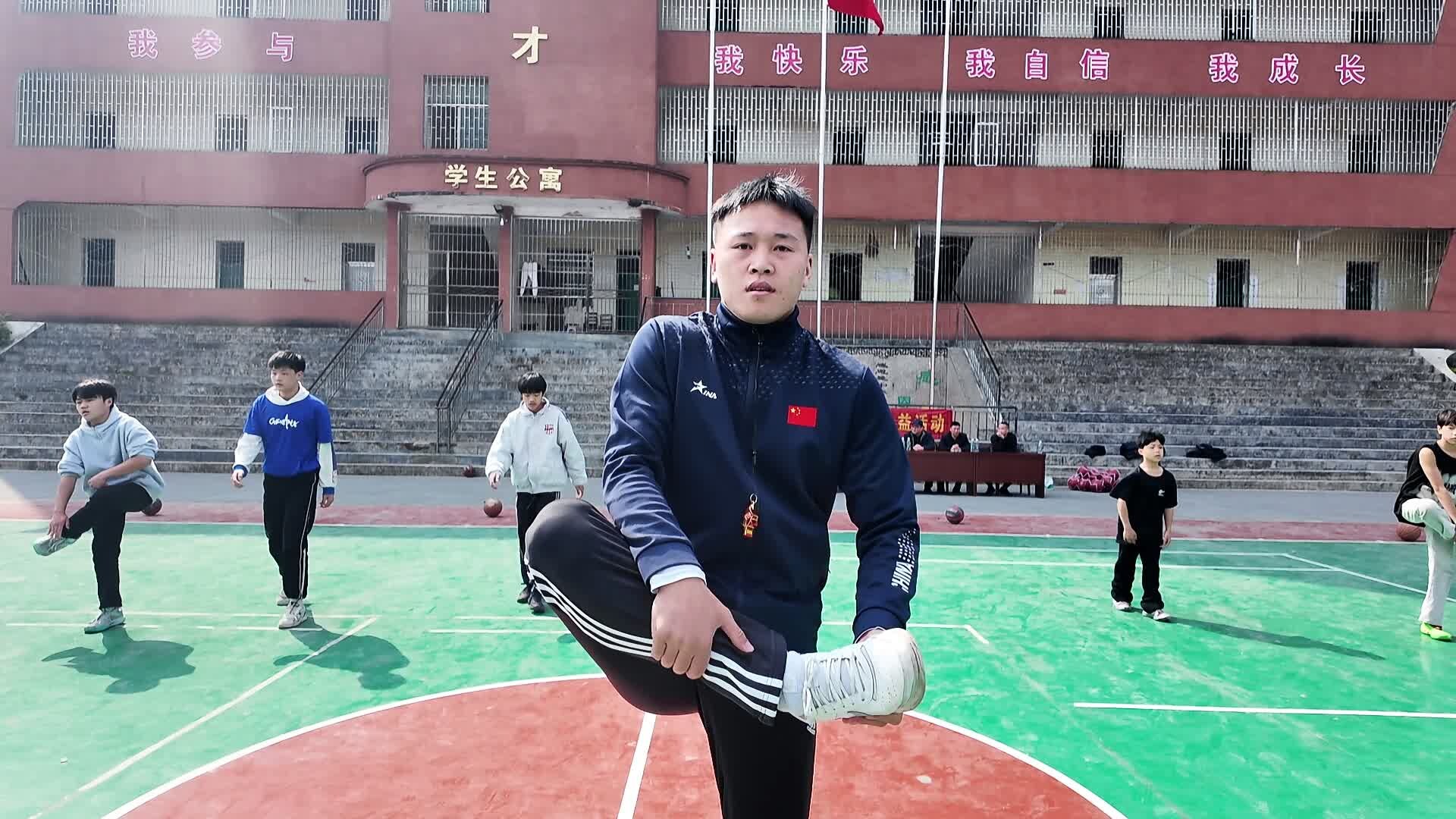 白水瑶族乡00后教师曾祖平：用青春和坚守照亮山区孩子成长之路