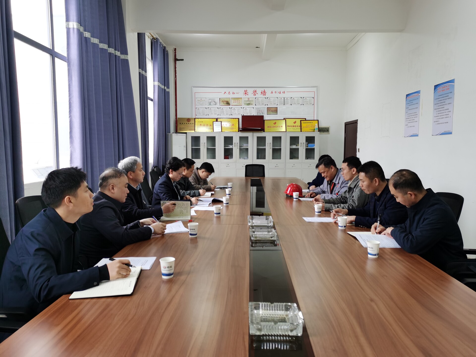 企业服务年丨省委金融办来我县开展省外在湘投资企业回访调研