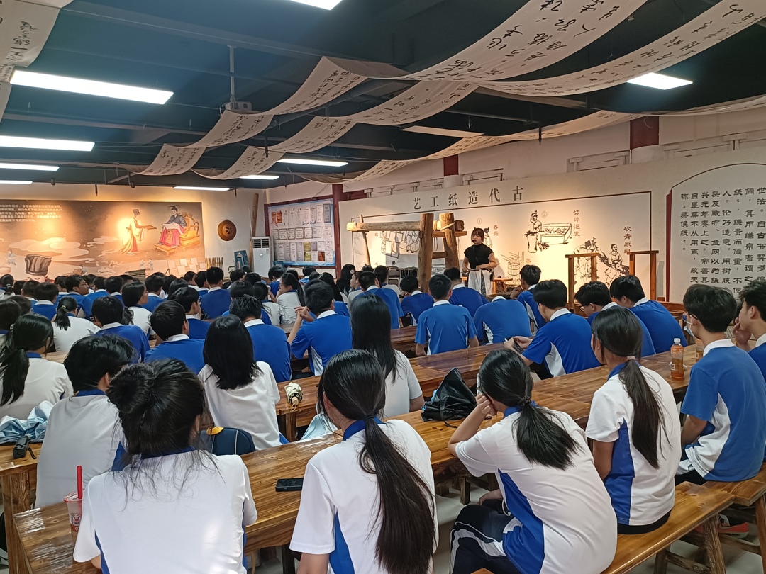 370名深圳学子来我县沉浸研学： 体验非遗  让历史活起来