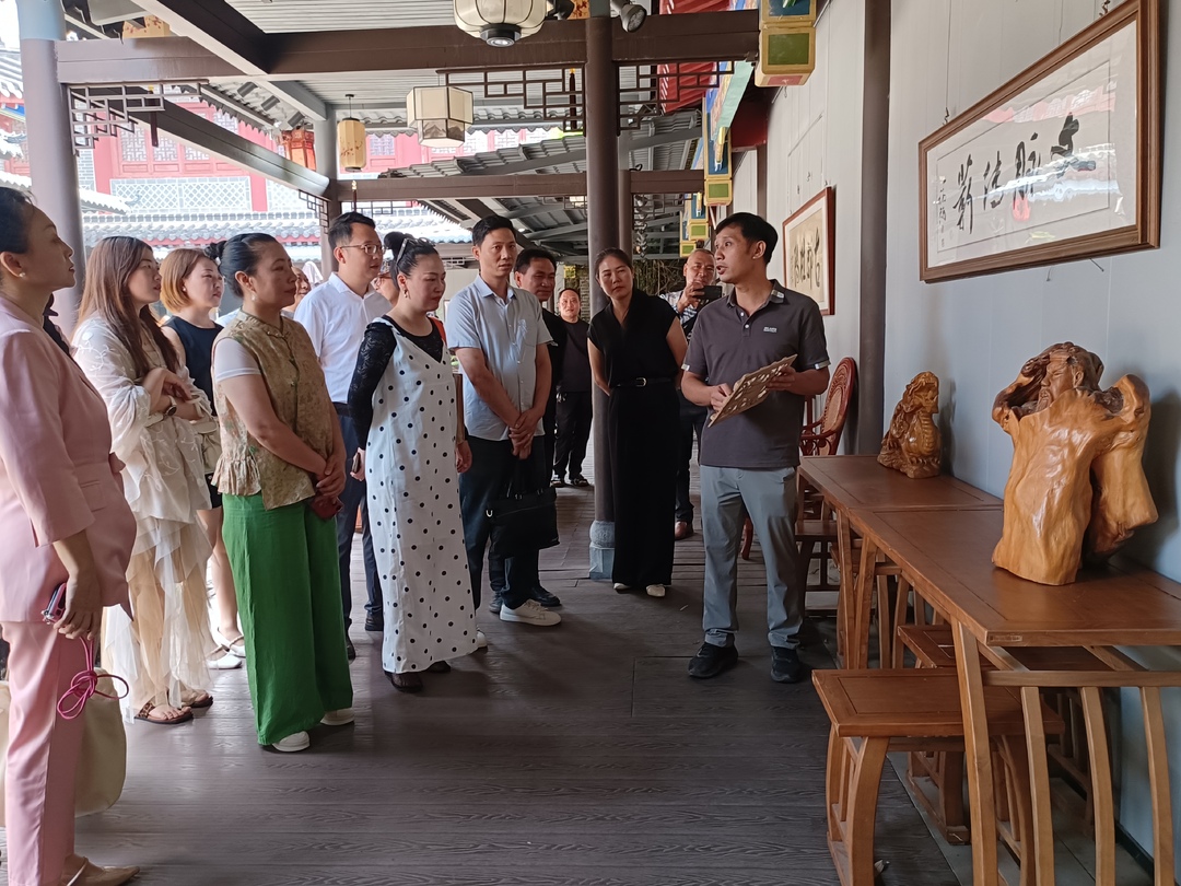 “妙手天工·匠韵湘南”郴州市非遗艺术联展（桂阳站）开展