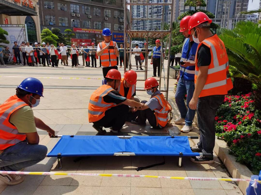 安全生产在线|我县举行建筑领域“安全生产月”活动