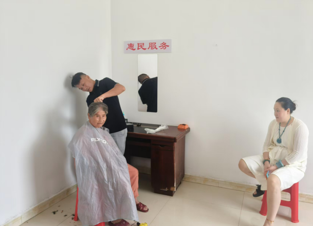 和平镇石碑村：以党建赋能基层服务绘就乡村幸福画卷